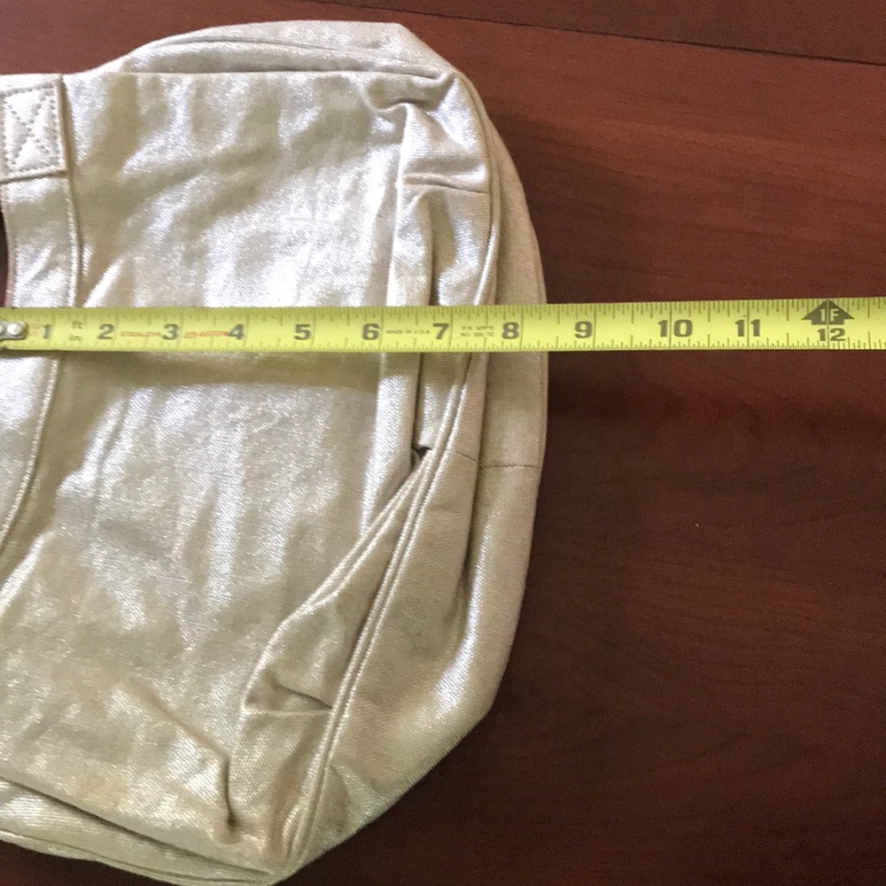 Purse - Picture 2 of 6